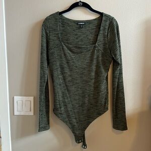 Green express bodysuit